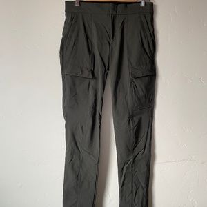 Athleta Wander Utility Pant, sz 2, peat, very lightly used